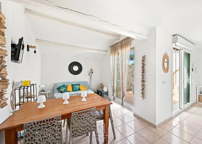 La Capte Idyllique- T3 Clim Wifi By Hc Hyères